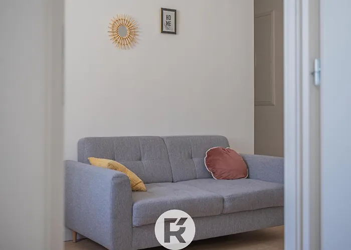 R\'Apparts T3 Cozy Little Nest